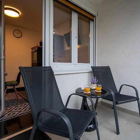 Apartment Hesa- 4 Star Apartment غييكا المظهر الخارجي الصورة